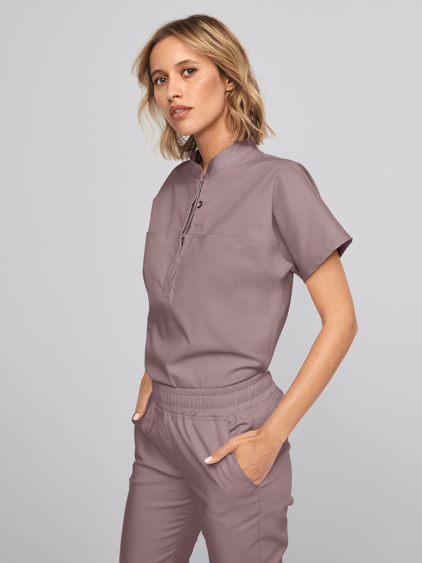Bluza medyczna elastyczna LONDON z lyocellu (TENCEL™)